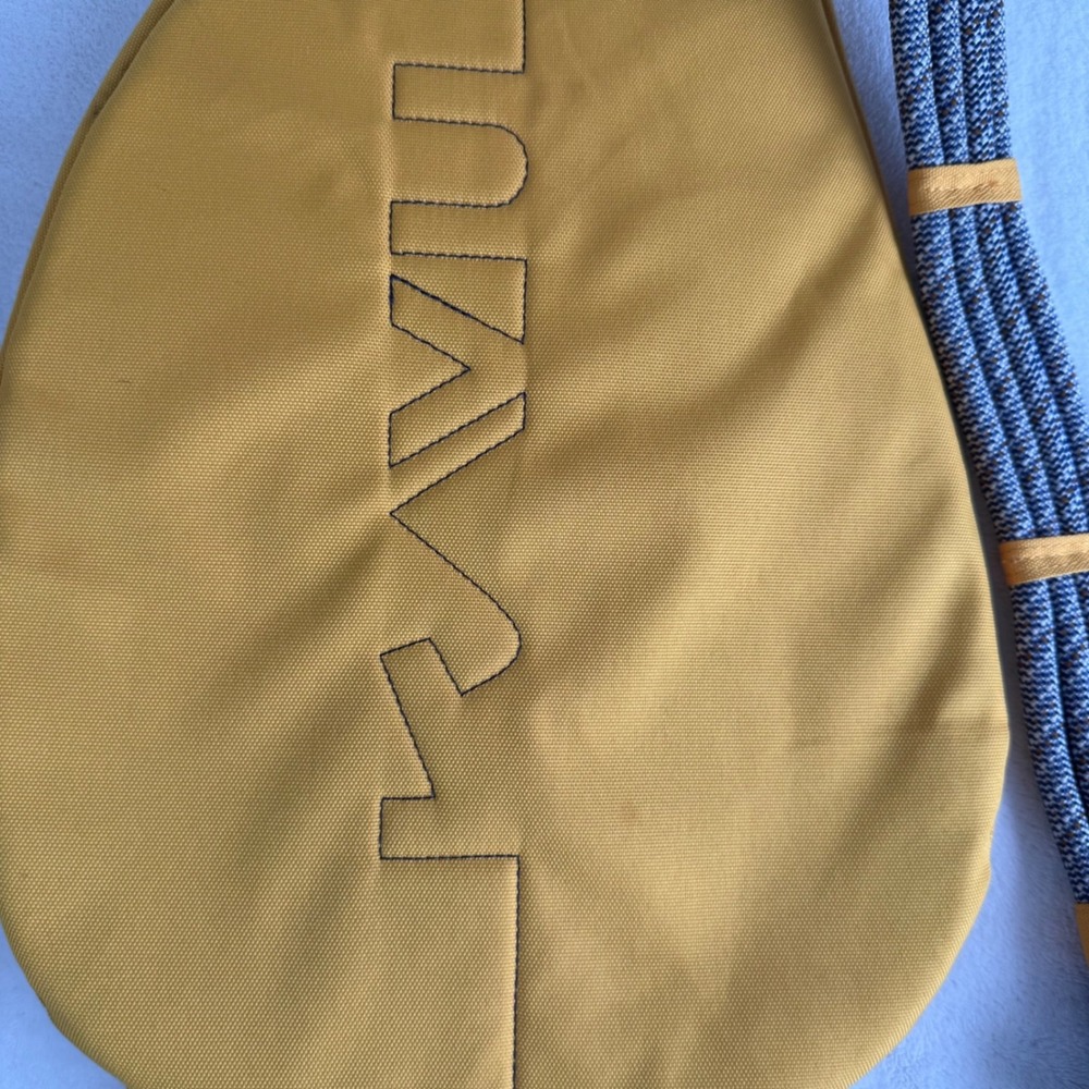KAVU Rope Cord Sling Pack Yellow 5 Pockets Adjustable Gorpe Hiking Vacation - Picture 9 of 15